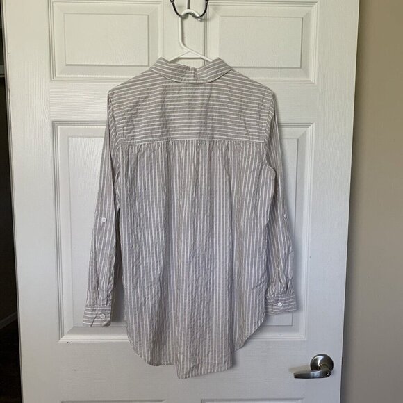 Chico's Tunic 1/2 Button Up Size 1 Medium Beige Striped Roll-Tab Long Sleeve - Picture 5 of 8